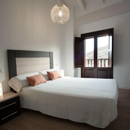 Subida Torres Lägenhet Albarracín