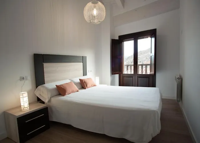 Subida Torres Lägenhet Albarracín